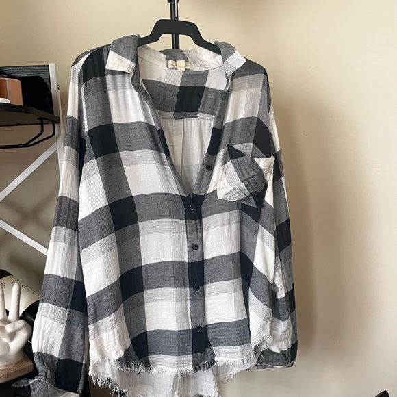Antropology Cloth & Stone Black and White Plaid Button Down cotton Shirt - Picture 7 of 8